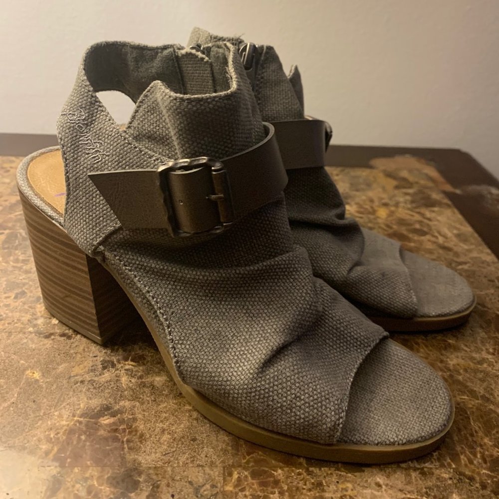 Beige Cloth Sandals with Buckle